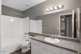 2025 E Campbell Ave, Phoenix, AZ 85016 - Photo 7