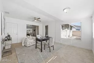 10037 W Cumberland Dr, Sun City, AZ 85351 - Photo 7