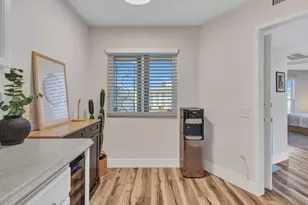 10918 W Coggins Dr, Sun City, AZ 85351 - Photo 17