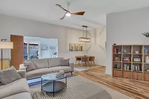 10918 W Coggins Dr, Sun City, AZ 85351 - Photo 7