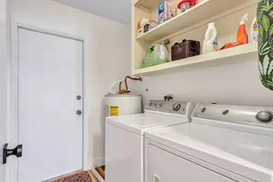 10918 W Coggins Dr, Sun City, AZ 85351 - Photo 25