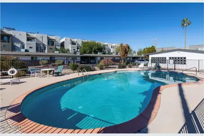 2020 W Hayward Avenue #14, Phoenix, AZ 85021 - Photo 11