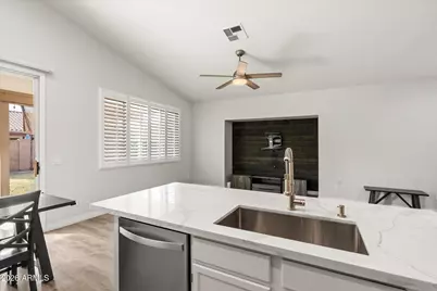 6681 W Dublin Lane, Chandler, AZ 85226 - Photo 5