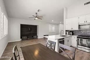 6681 W Dublin Ln, Chandler, AZ 85226 - Photo 7