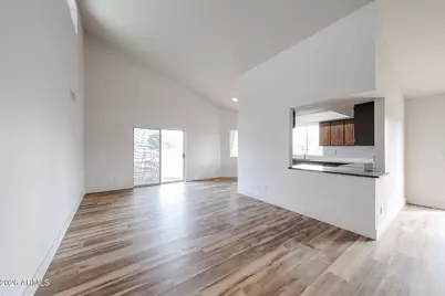 7721 E Valley Vista Lane, Scottsdale, AZ 85250 - Photo 9