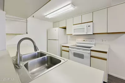 756 E Joan D Arc Avenue, Phoenix, AZ 85022 - Photo 23