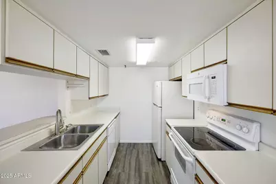 756 E Joan D Arc Avenue, Phoenix, AZ 85022 - Photo 9