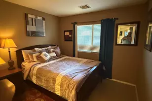 418 W Beautiful Ln, Phoenix, AZ 85041 - Photo 7