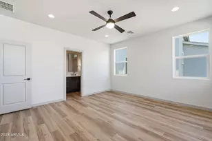 114 W Holcomb Ln, Phoenix, AZ 85003 - Photo 31