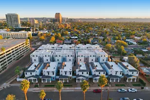 114 W Holcomb Ln, Phoenix, AZ 85003 - Photo 43