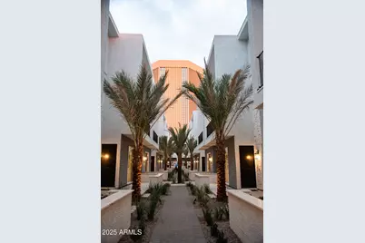 110 W Holcomb Lane, Phoenix, AZ 85003 - Photo 37