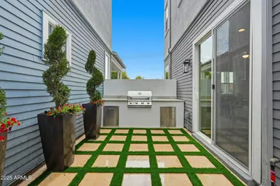 110 W Holcomb Lane, Phoenix, AZ 85003 - Photo 29