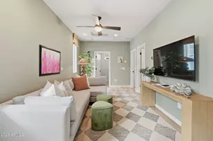 110 W Holcomb Ln, Phoenix, AZ 85003 - Photo 11