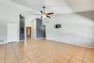 2545 E Granite View Dr, Phoenix, AZ 85048 - Photo 11