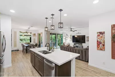 26505 N Thornhill Court, Peoria, AZ 85383 - Photo 9