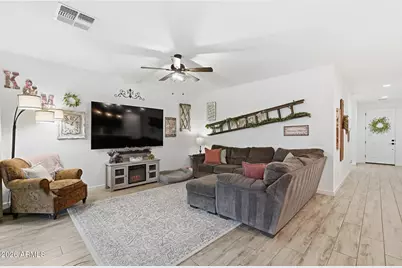 26505 N Thornhill Court, Peoria, AZ 85383 - Photo 11