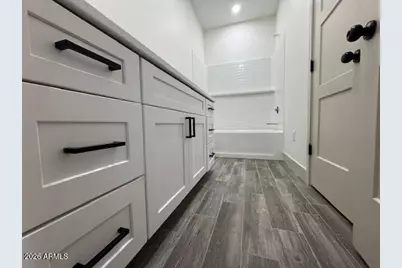 935 Buckboard Lane, Saint Johns, AZ 85936 - Photo 13