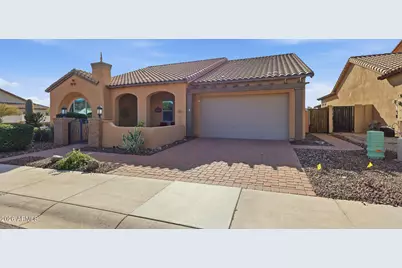 18309 W Thistle Landing Drive, Goodyear, AZ 85338 - Photo 5