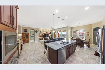 18309 W Thistle Landing Drive, Goodyear, AZ 85338 - Photo 27