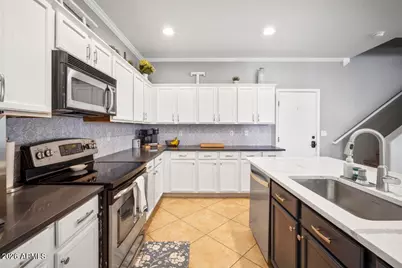 5812 E Holmes Avenue, Mesa, AZ 85206 - Photo 7