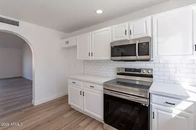 11417 W Orange Blossom Lane, Avondale, AZ 85392 - Photo 5