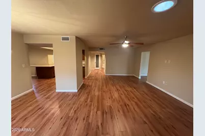 10355 W Prairie Hills Circle, Sun City, AZ 85351 - Photo 15