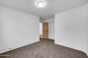 7245 S 41st Dr, Phoenix, AZ 85041 - Photo 29