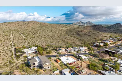 1409 E Sunnyside Drive #9, Phoenix, AZ 85020 - Photo 11