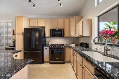 8114 E Theresa Drive, Scottsdale, AZ 85255 - Photo 11