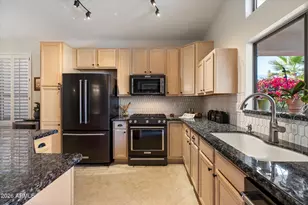 8114 E Theresa Dr, Scottsdale, AZ 85255 - Photo 11