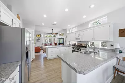 14102 W Territorial Lane, Sun City West, AZ 85375 - Photo 5