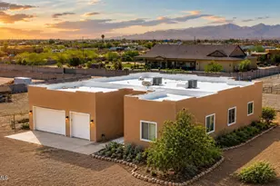 25535 W Hunter Dr, Wittmann, AZ 85361 - Photo 1