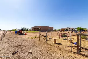 25535 W Hunter Dr, Wittmann, AZ 85361 - Photo 19