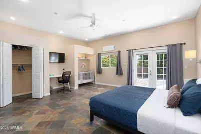 8201 E Montecito Avenue, Scottsdale, AZ 85251 - Photo 11