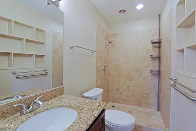 8201 E Montecito Avenue, Scottsdale, AZ 85251 - Photo 21