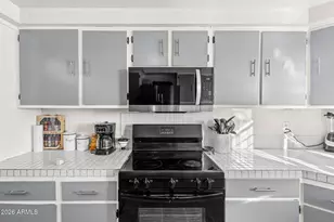 3610 W Abraham Ln, Glendale, AZ 85308 - Photo 15