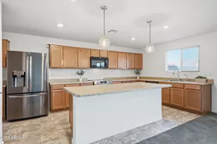 12568 W Midway Ave, Glendale, AZ 85307 - Photo 11