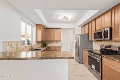 21324 N Karsten Drive, Maricopa, AZ 85138 - Photo 15