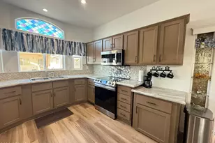 744 Emerald Dr, Apache Junction, AZ 85119 - Photo 7