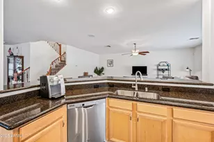 16722 W Lariat Ln, Surprise, AZ 85387 - Photo 21