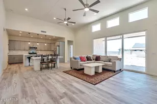 9121 W Debbie Ln, Arizona City, AZ 85123 - Photo 13