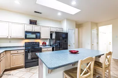 16024 W Rio Verde Court, Surprise, AZ 85374 - Photo 9