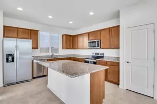 16456 W Whispering Wind Dr, Surprise, AZ 85387 - Photo 9