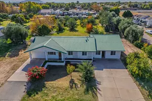 13839 E Morgan Dr, Gilbert, AZ 85295 - Photo 11