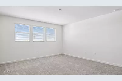 10034 S 23rd Lane, Phoenix, AZ 85041 - Photo 29