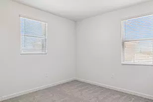 10034 S 23rd Ln, Phoenix, AZ 85041 - Photo 39