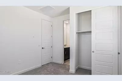 10034 S 23rd Lane, Phoenix, AZ 85041 - Photo 41