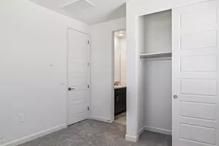 10034 S 23rd Ln, Phoenix, AZ 85041 - Photo 41