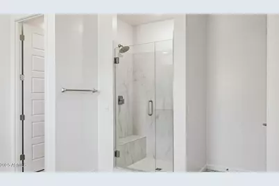 10034 S 23rd Lane, Phoenix, AZ 85041 - Photo 25