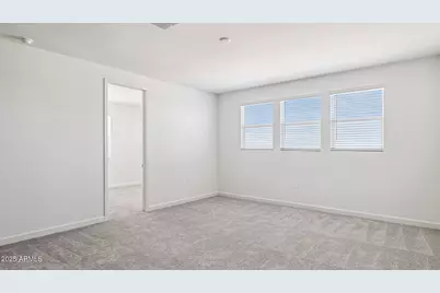 10034 S 23rd Lane, Phoenix, AZ 85041 - Photo 27